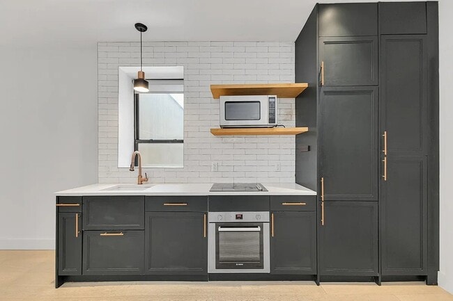 Foto del edificio - 245 Eldridge St