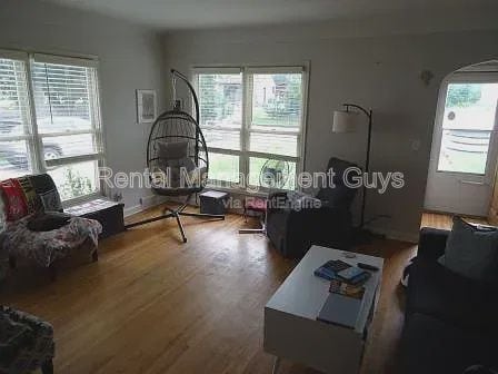 Foto del edificio - 3714 Kipling Ave