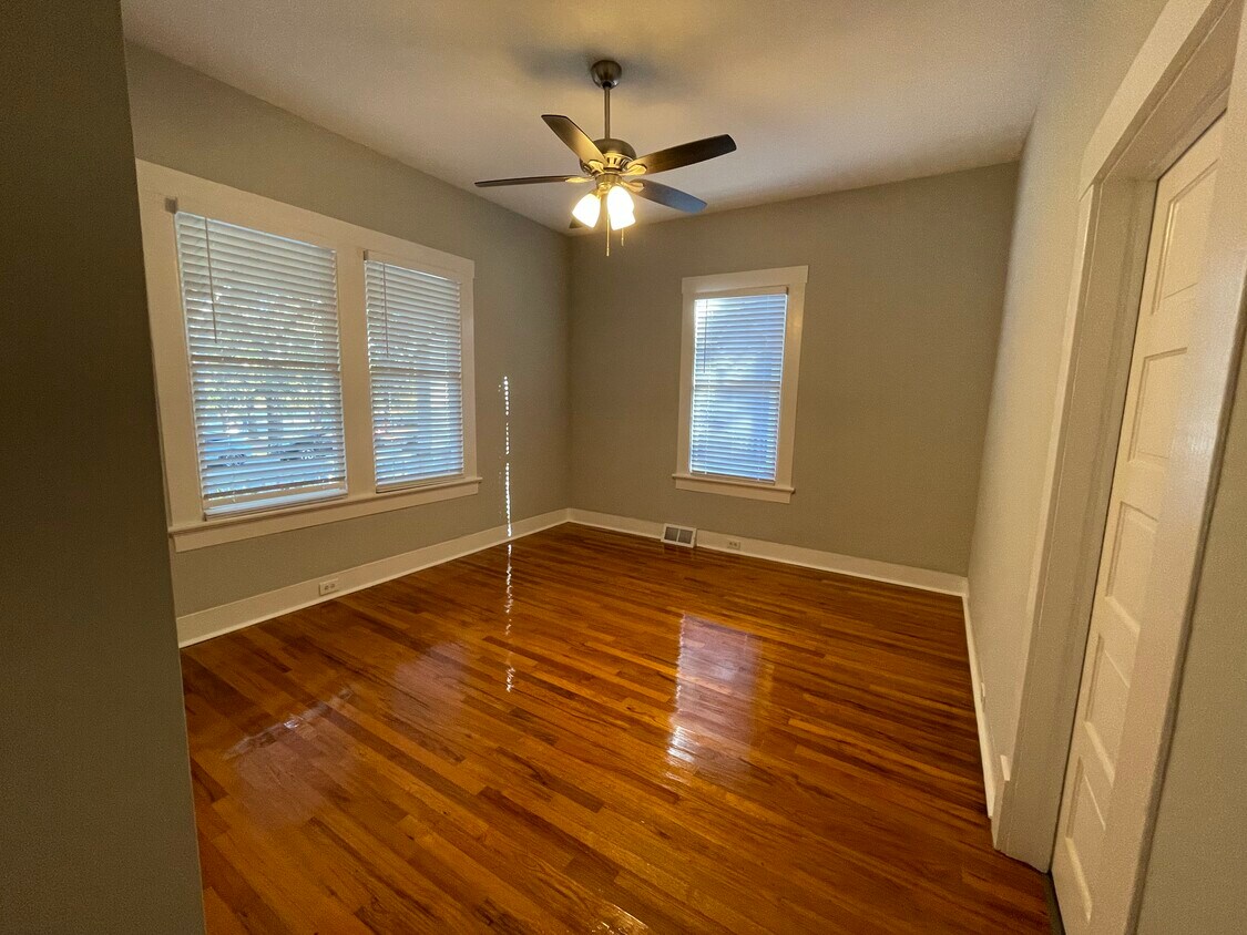 Front bedroom - 2017 18th Ave