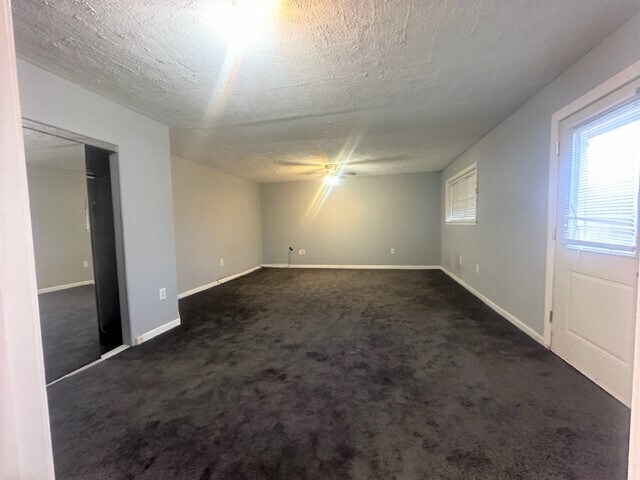 Building Photo - 2029 Marge Ln