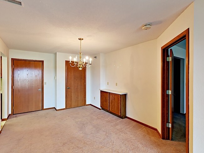 Imagen_1505842584254.jpg - Willow Brook Court