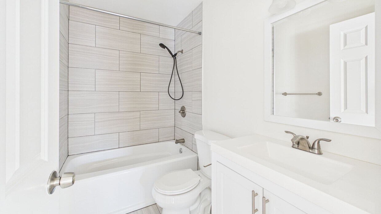 Foto del edificio - 10213-303 W 34th St