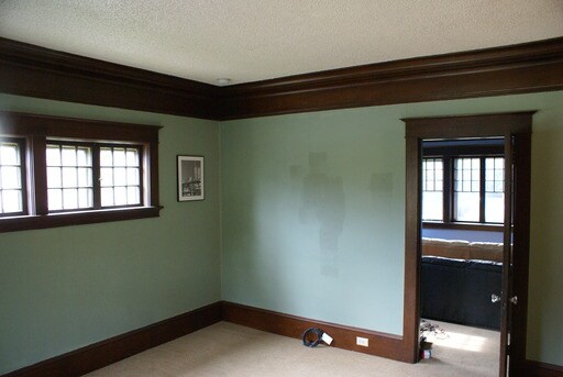 Building Photo - 2505 NE Halsey St