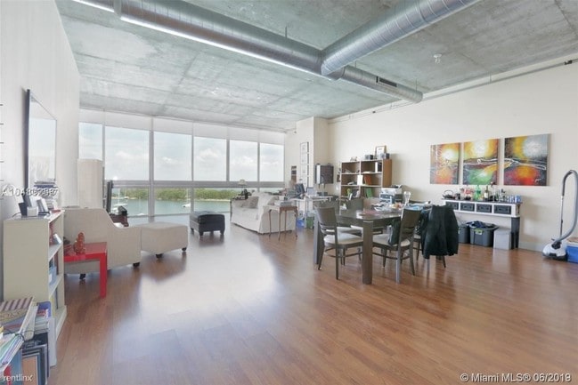 Building Photo - 2 br, 2 bath  - 7934 West Dr # 6022