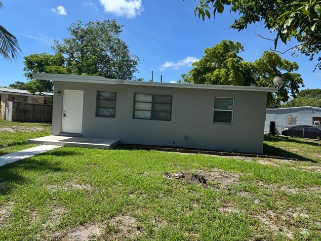 Photo - 4550 SW 36th St House
