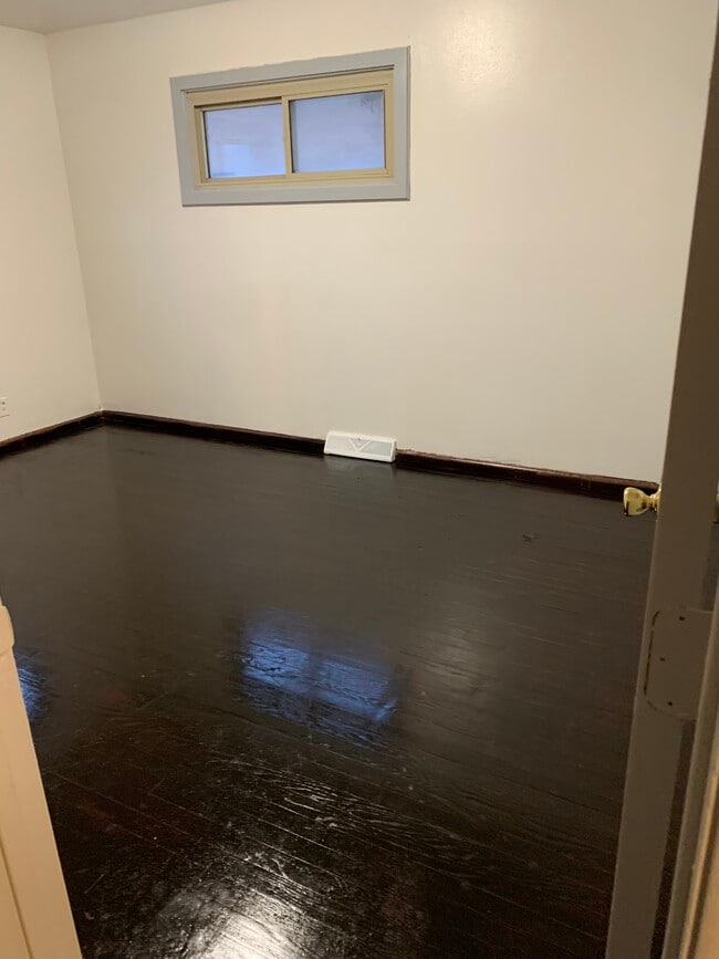 Foto del edificio - 4961 S 13th St