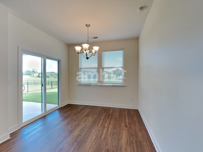 Building Photo - 113 Samara Ln