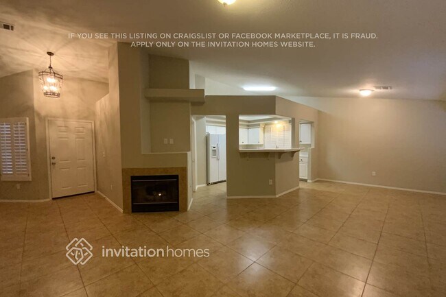 Building Photo - 8108 Divernon Ave