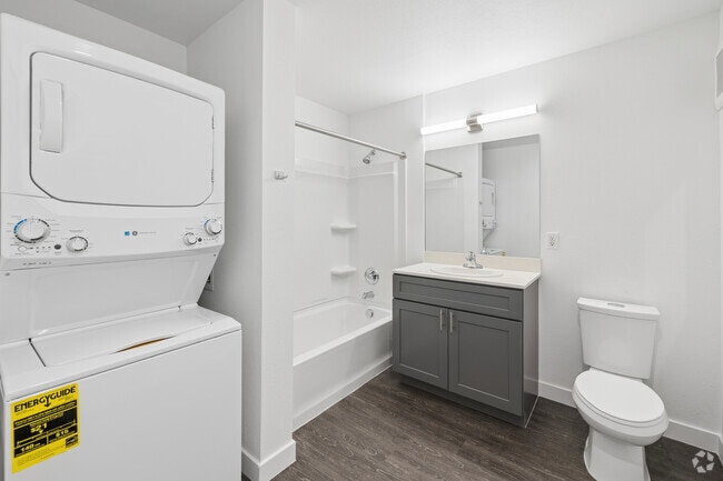 2BR, 1BA - 743SF - Bathroom - Hughes Station
