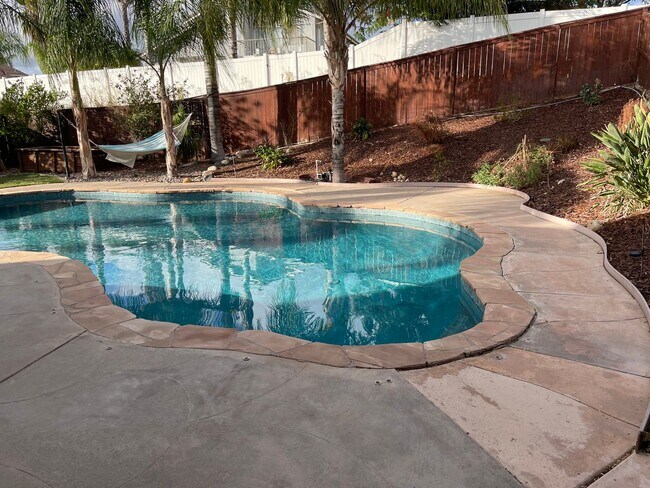 Building Photo - 4 Bed Pool House for Rent in Wildomar