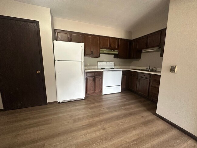Foto del edificio - 520 River Forest Rd