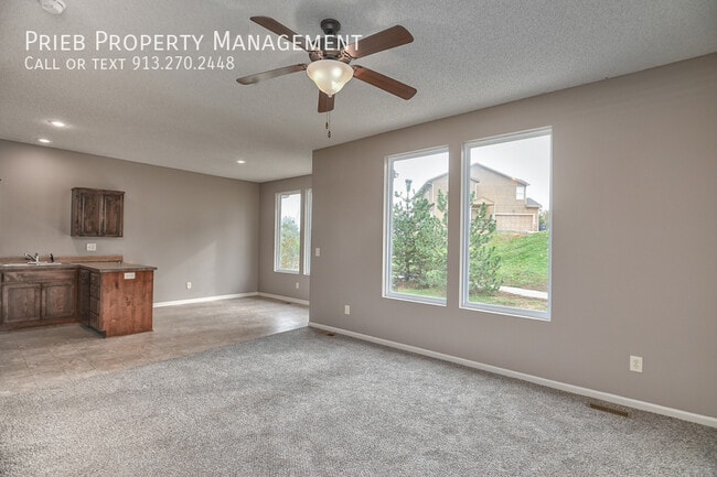 Foto del edificio - 727 N Findley-