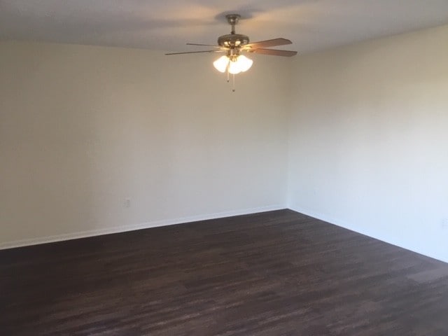 Foto del edificio - 7722 Brunfield Dr