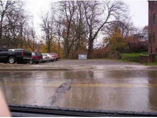 Estacionamiento - 260 Lawson Ave