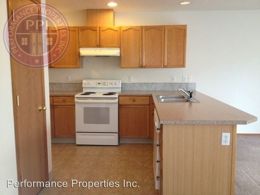Foto del edificio - 3627-3627 NE 157th Ave