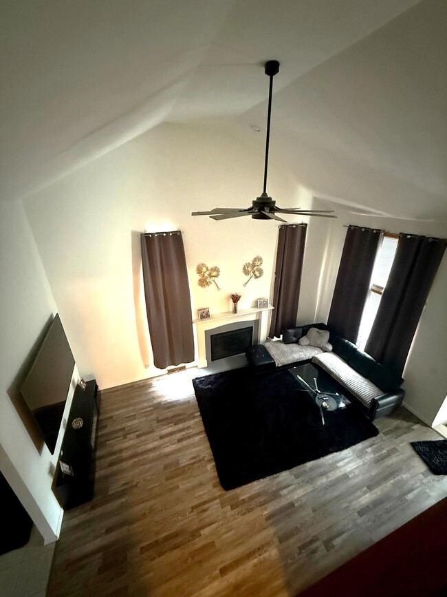 Building Photo - 1026 Old Hunter Run