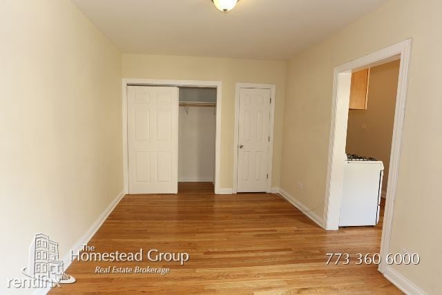 Building Photo - 429 1/2 W Belden Ave