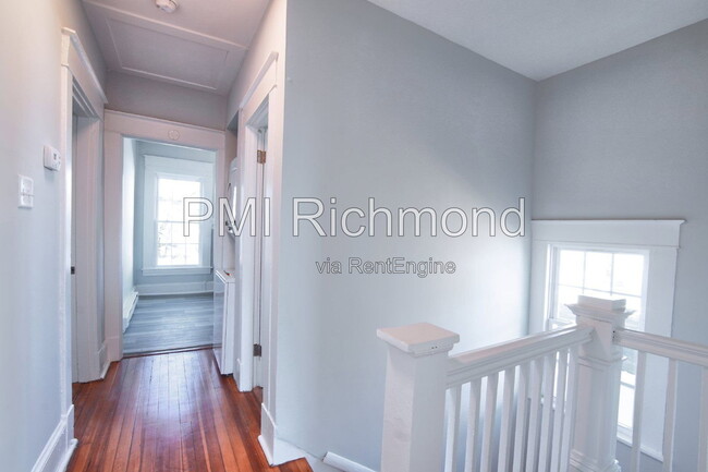 Building Photo - 2918 Hanes Ave