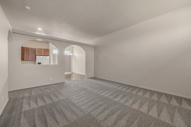 Building Photo - 3 bed 2 bath Duplex Rancher, Fieldstone Neighborhood