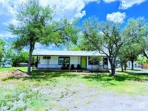 Building Photo - 15703 Pearce Ln