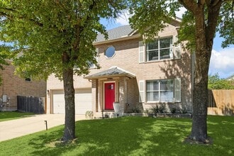 Building Photo - 1116 Collinwood W Dr