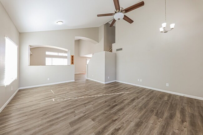 Foto del edificio - 15911 W Tasha Dr