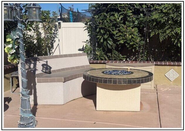 Foto del edificio - Don't miss this amazing home with entertainment area in backyard!  Bonus Room!  Won't last.