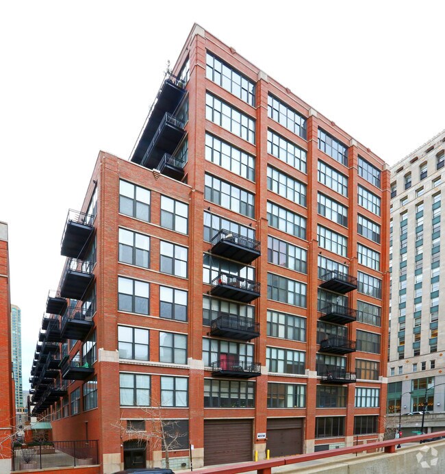 Union Square Condominiums Apartments Chicago, IL