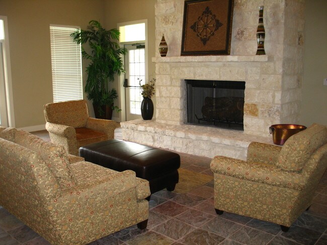 Deer Creek Apartments San Antonio, TX