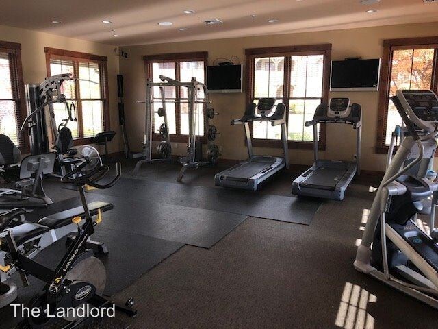 Foto del edificio - 6300 Locarno Dr