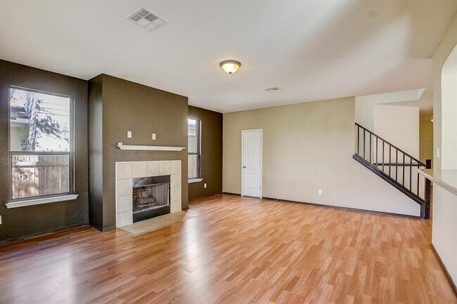 Foto del edificio - 507 Tyree Rd