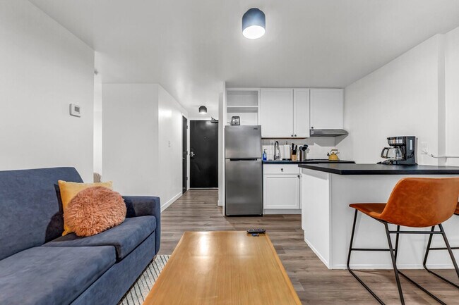 Foto del edificio - 121 Porter Ave