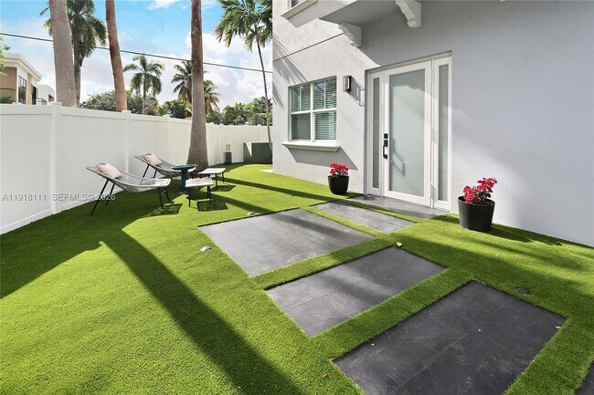 Foto del edificio - 601 NE 11th Ave