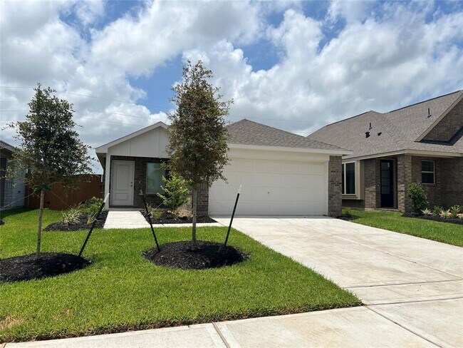 Building Photo - 3037 Pensacola Dr