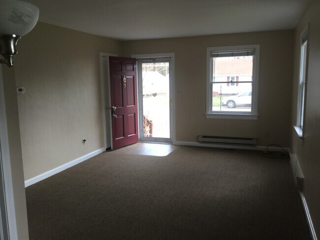 Foto del edificio - Cute & clean 3 Bedroom/1 Bath House