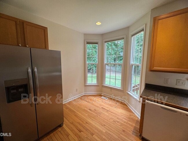 Building Photo - 5 Woodsage Ln