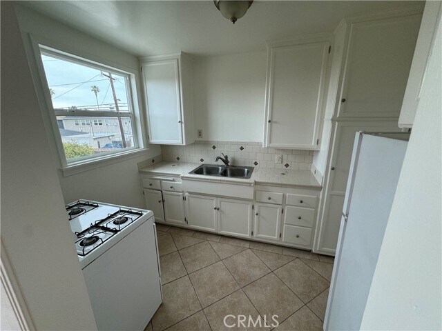 Foto del edificio - 4458 Linden Ave