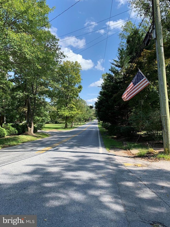 Foto del edificio - 2 Central Ave