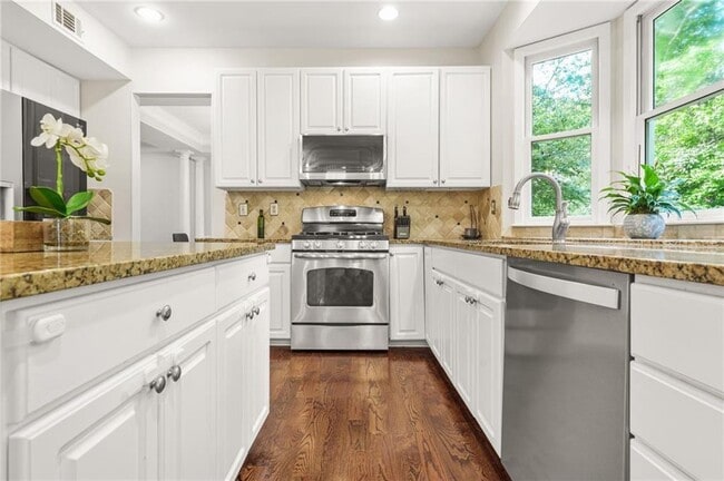 Building Photo - 11260 Havenwood Dr