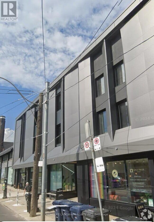 Building Photo - 373 Broadview Ave