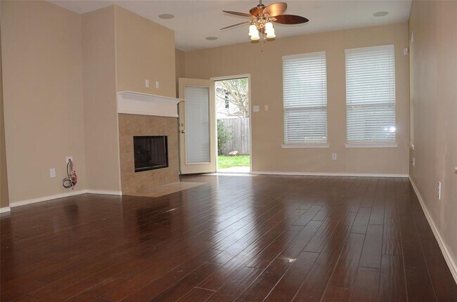 Foto del edificio - 9202 Bonnet Creek Dr