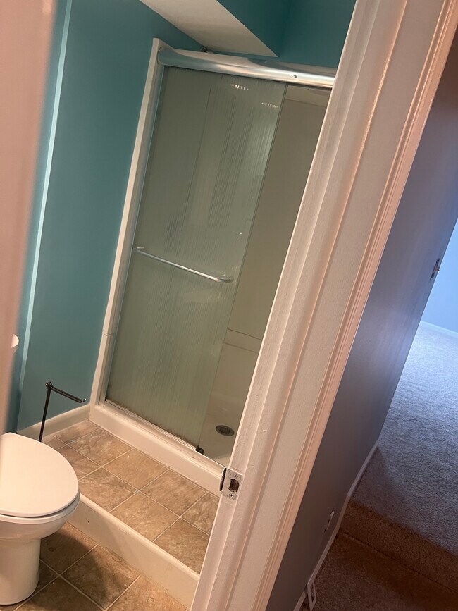 Foto del edificio - 2415 Yarmouth Ln