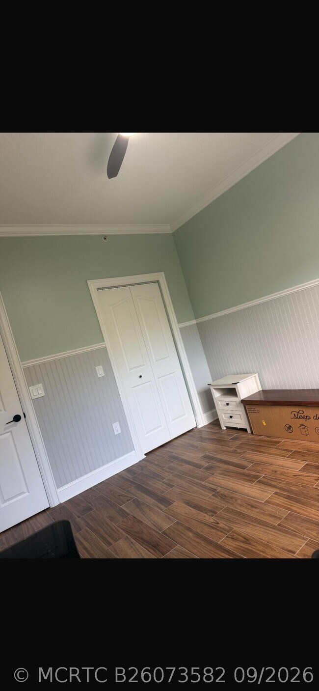 Building Photo - 6301 Myrtlewood Cir W