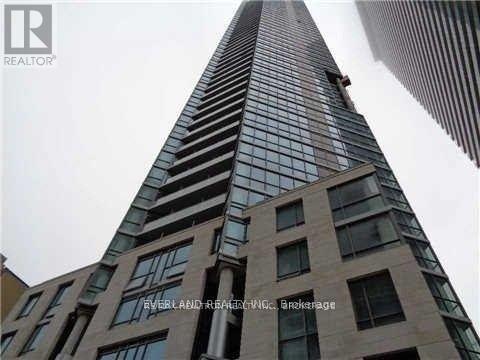 Building Photo - 45 Charles St E