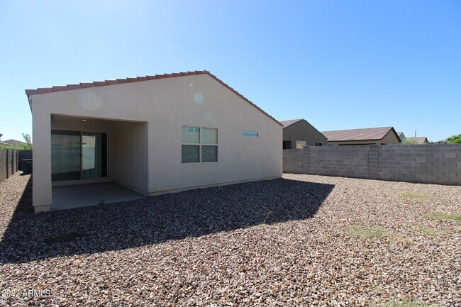 Building Photo - 332 Pelipa Dr