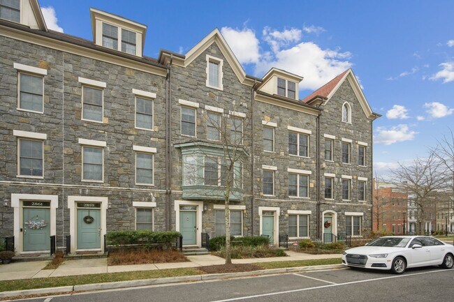Foto del edificio - Professionally Managed// 3 bedroom 2.5 bat...