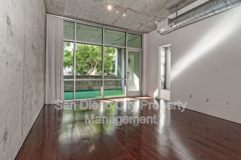 Foto principal - 1025 Island Ave