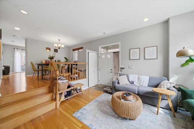 Foto del edificio - 1248 W Fletcher St