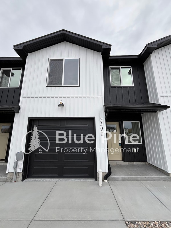 Building Photo - 2390 Caliber Pl