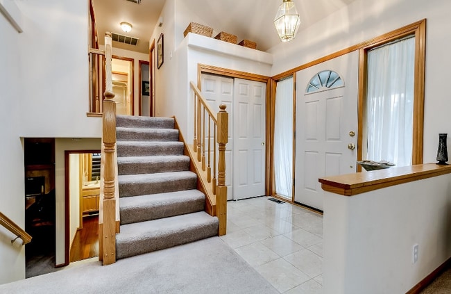 Foto del edificio - 3865 Ashford Dr